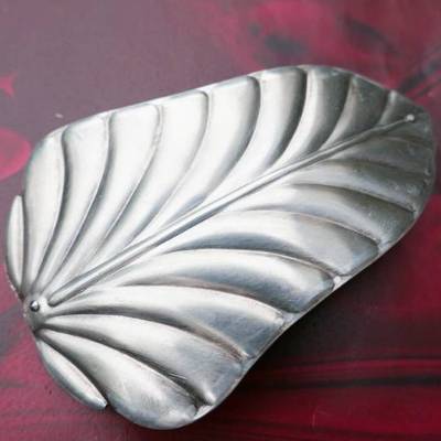 Besteckschmuck Haarspange  Haarspange *Big Leaf* aus einem Tortenheber