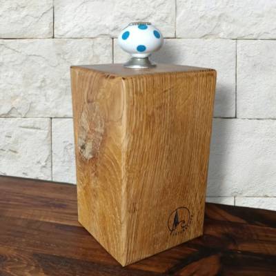 Handgefertigter Türstopper aus Massivholz mit Porzellanknauf – nordisches Design, Unikat, schwer (1100g)