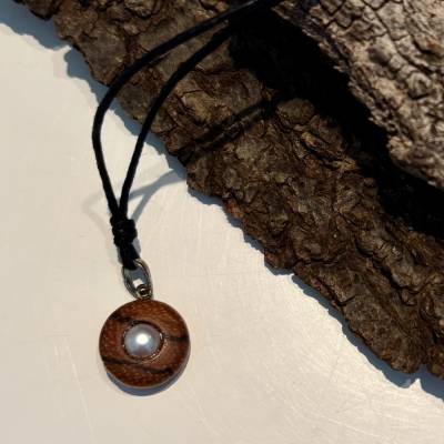 Holzschmuck Anhänger Perle