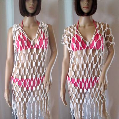 Auffälliges Strandkleid, Häkelkleid, Netzhemd, Tunika, verschiedene Tragevarianten, weiß