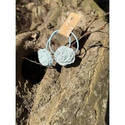 2 Haargummi im Set hellblaue Rose Haarschmuck Baumwolle gehäkelt Mädchen Geschenk Ostern Geburtstag