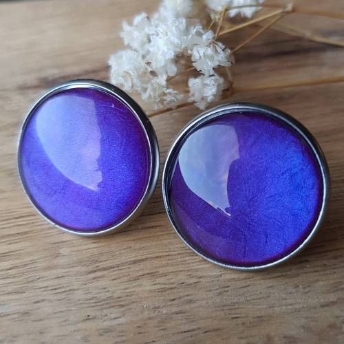 Lila Ohrstecker 20mm – Handgemachte Edelstahl Ohrringe Lavendel Dunkellila Mystisch