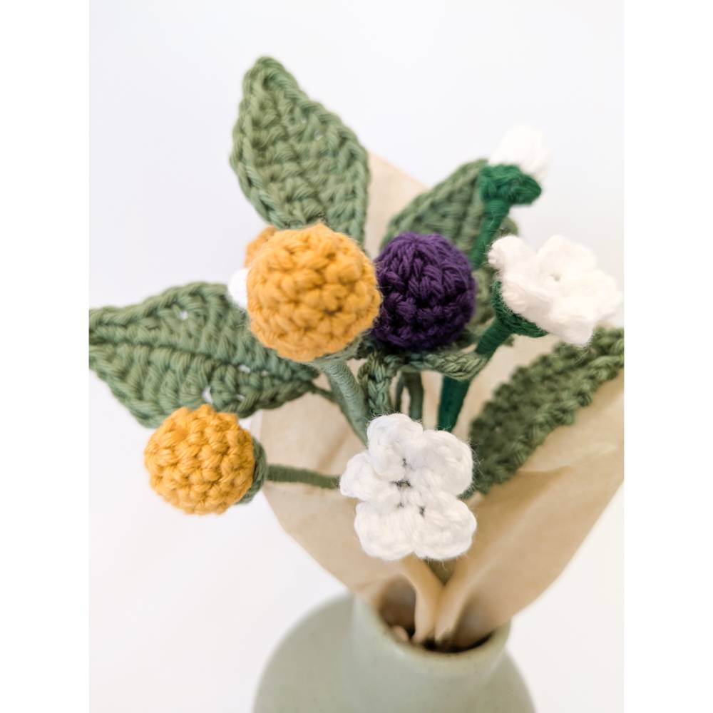gehäkelter Mini Blumenstrauß | Freundin Geschenkidee Kollegen | Muttertagsgeschenk | Häkeldeko Bild 6
