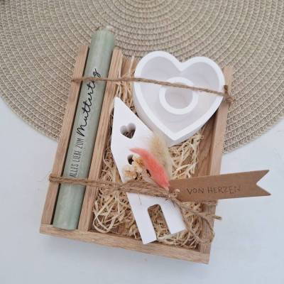 Muttertag Muttertagsgeschenk Haus / Lichthaus Kerzenteller Herz Kerzenset für Mama Geschenkset Stabkerze Kerzenbox Holzb