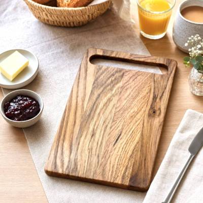 Frühstücksbrettchen Eiche – Handgemachtes Massivholz Brett (25x15x1 cm) | Vesperbrett & Servierbrett