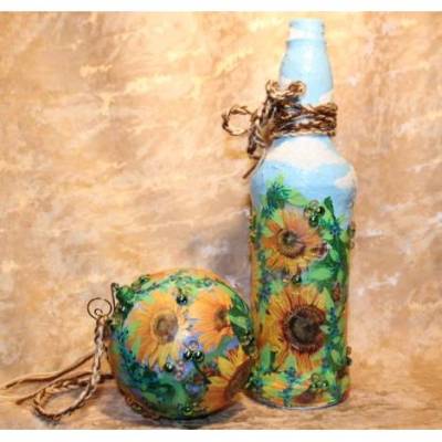2 er Set Dekoflasche und Dekokugel SONNENBLUMEN Acrylfarben und Serviettentechnik Upcycling Unikat Wohndekoration