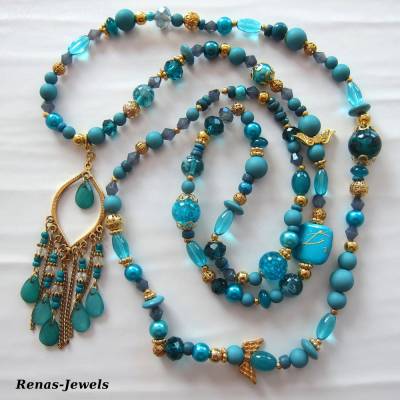 Bettelkette lang türkis blau grün goldfarben mit Anhänger aus Acryl, Glas- und Holzperlen