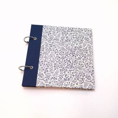 Fotoalbum / Gästebuch Buchringe - blaue Streublumen