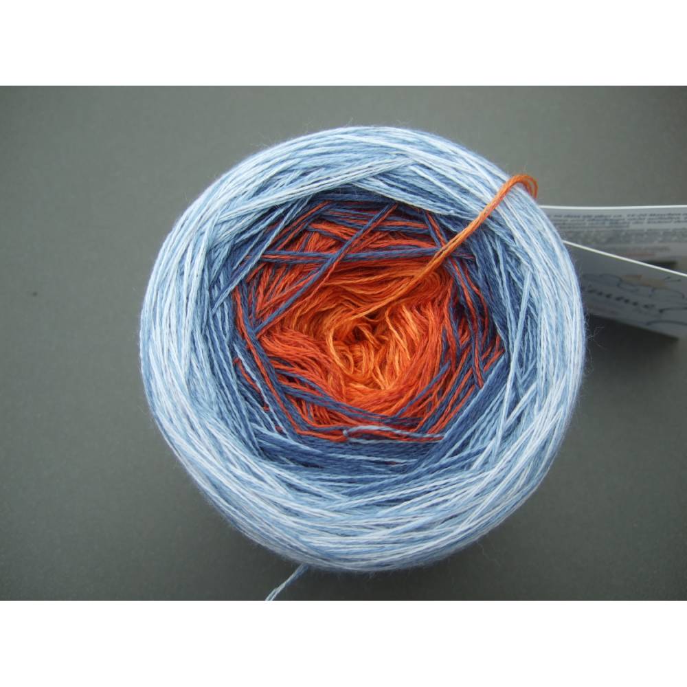 100% Schurwolle Merino extrafein Bobbel gefachter Farbverlauf Wolke 7 Rostlaube 4-fädig Bild 2