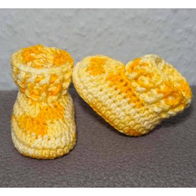 1 Paar gehäkelte Puppenschuhe (6-7cm Sohle), Handarbeit