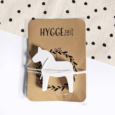 Dalapferd I Mitbringsel I Hygge I kleine Geschenke I Raysin I Verpackt I weißes Gießpulver I Reliefgießpulver
