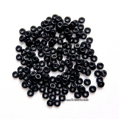 5 Gramm  O-beads schwarz, böhmische Glasperlen, Mini Ringe