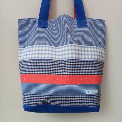 Einkaufstasche in Patchwork aus Oberhemden in Blau-Rot