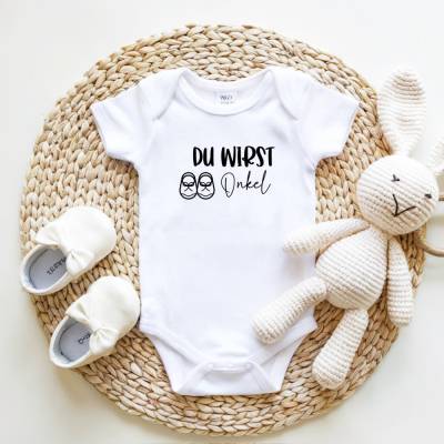 Babybody zur Schwangerschaftsverkündung – personalisierbar für Oma, Opa, Tante & Co.
