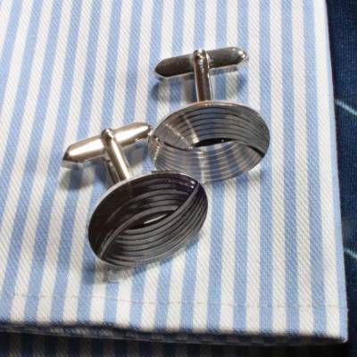 Vintage Manschettenknöpfe 80er 90er Jahre silberfarben Männer Schmuck Retro, Trödel Dings da, 