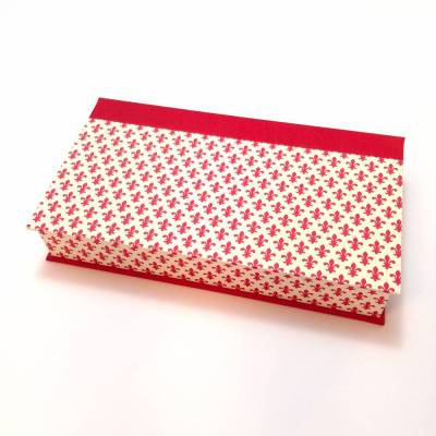 Handgefertigte Box mit Klappdeckel – Rote Lilien – Schachtel 23,5 x 13,0 x 4,2 cm Unikat