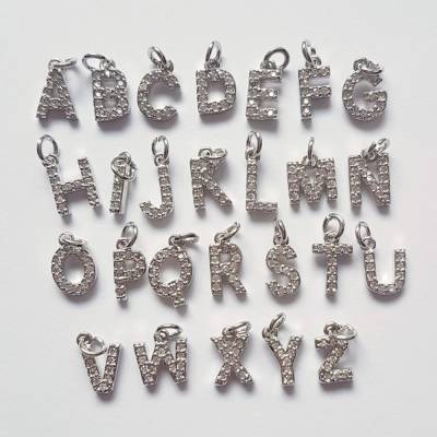 1 Charm Pave Buchstabe Initiale Anhänger A-Z platinfarben