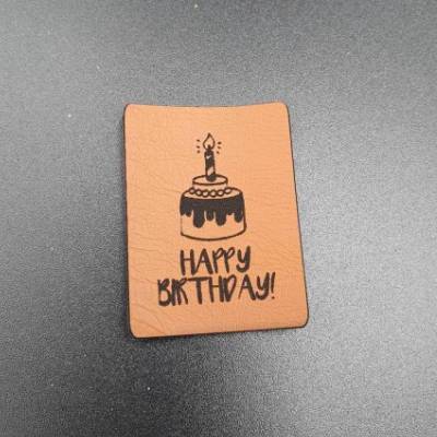 Kunstlederlabel "Happy Birthday"