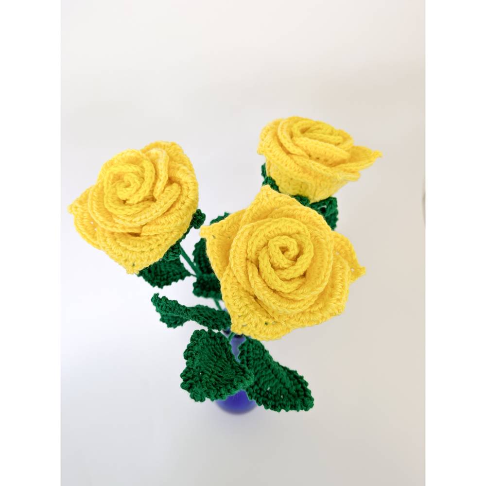 Gehäkelte Rose in Gelb | langlebige Blume aus Wolle | handgemachte Deko & Geschenkidee Bild 4