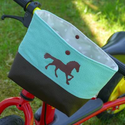 Genähte Lenkertasche, Fahrradtasche, braunes Pferdchen, mit Klettverschluss, Wachstuch,  Baumwolle/Kunstleder