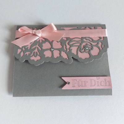 Gutscheinverpackung/Geldgeschenkverpackung für einen Gutschein in Scheckkartengröße.