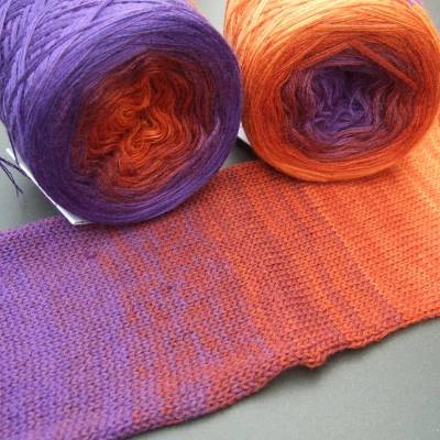 100% Schurwolle Merino extrafein Bobbel gefachter Farbverlauf Wolke 7 Hexentanz 4-fädig