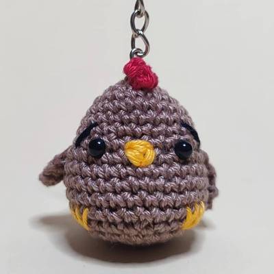 Gehäkelter Hahn / Huhn "Helge" als Schlüsselanhänger | Taschenanhänger | Amigurumi Tier | Handarbeit | Geschenk | Glück