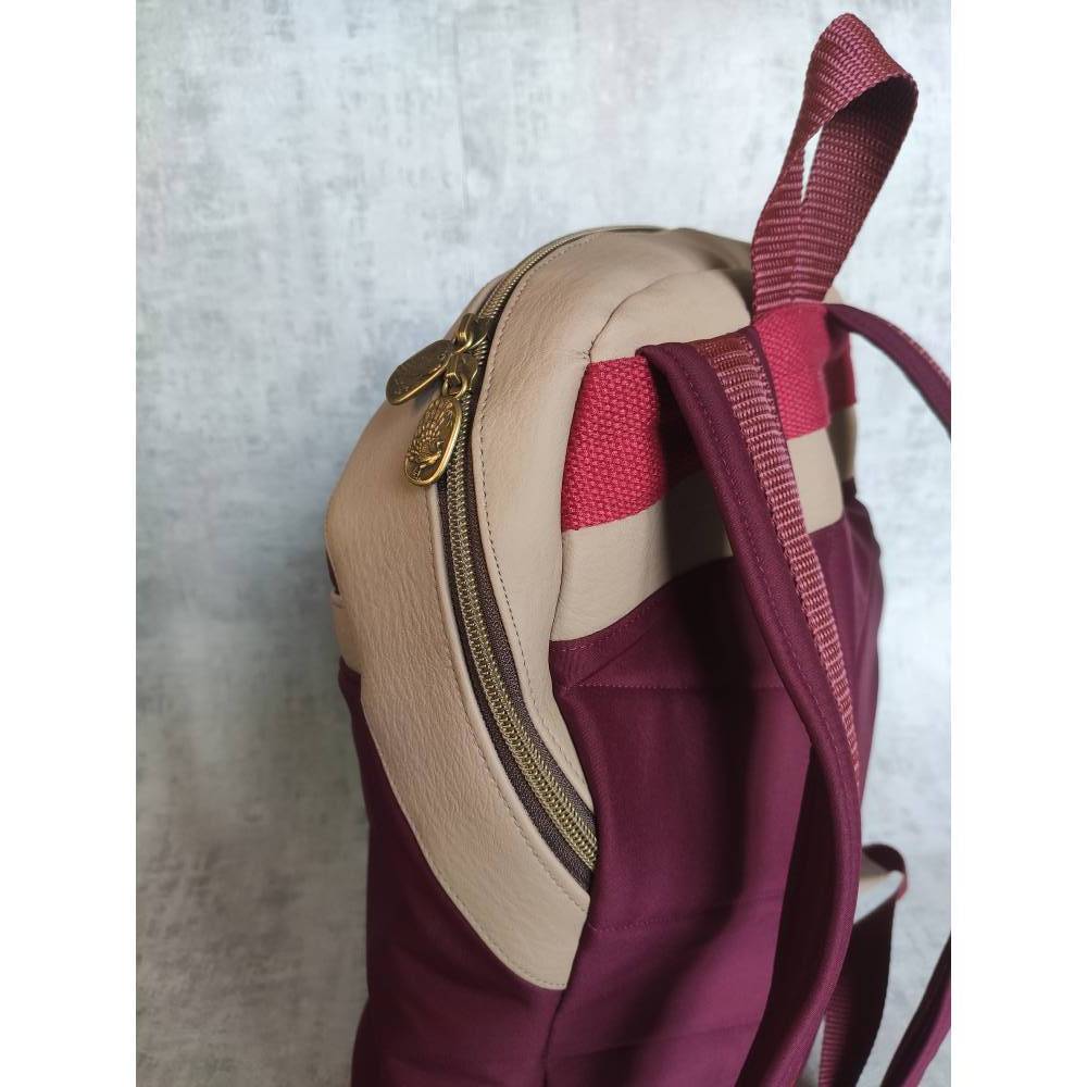 Rucksack Damen aus Softshell – Handgefertigter Rucksack in Bordeaux, kleiner Designer-Rucksack Bild 5