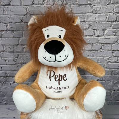 Kuscheltier Löwe personalisiert I Schulkind 2026 I Geschenk zur Einschulung I Löwe mit Name bestickt 