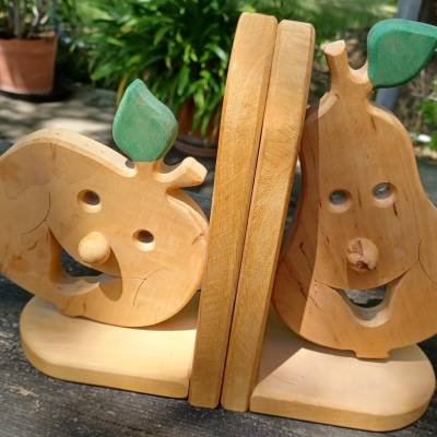 Vintage Holz-Buchstützen aus den 80er Jahren – stabile Buchstützten im Retro-Design