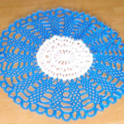 Rustikale Tischdecke runde Tischdecke gehäkelte Tischdecke Tischdeckchen blaue Tischdecke blauweiß
