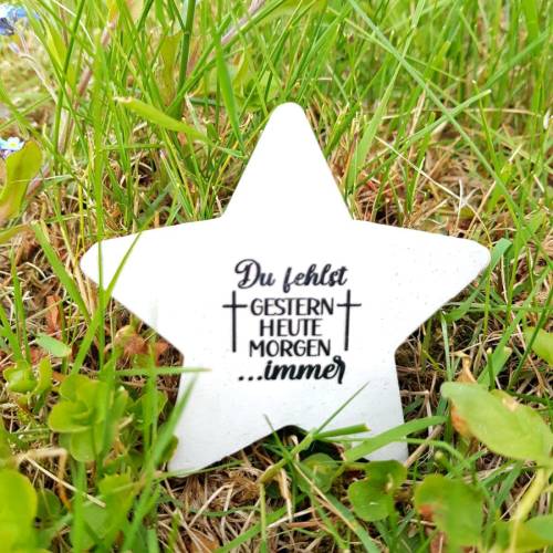 Kleiner Stern aus Beton mit Schriftzug Grabschmuck Trauer Gedenken Vermissen Gedenkstein Erinnerung