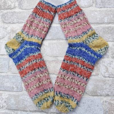 Handgestrickte Socken Größe 38/39 bunte Ringel rosa blau