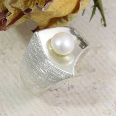 Breiter Ring aus Silber 925/- mit Süßwasserperle, Wind