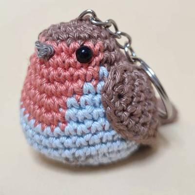 Gehäkeltes Rotkehlchen | Anhänger | Amigurumi | heimische Vögel | Handarbeit |Bag Charm