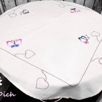 Tischdecke Schmetterling - handbestickt bestickt gestickt Schmetterling Frühling Mitteldecke