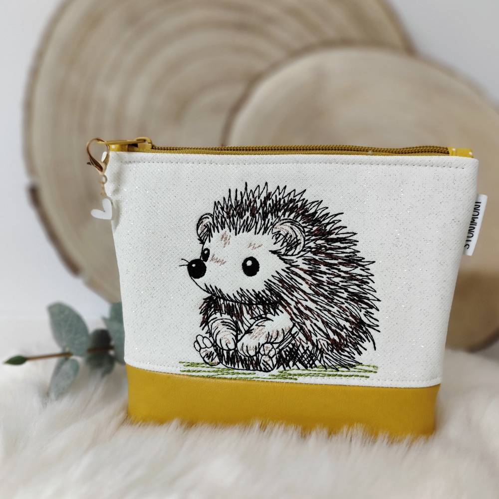 Stickdateien Set Igel im Scribble Stil inkl. ITH – 6 Motive für 10x10 cm Rahmen Bild 8