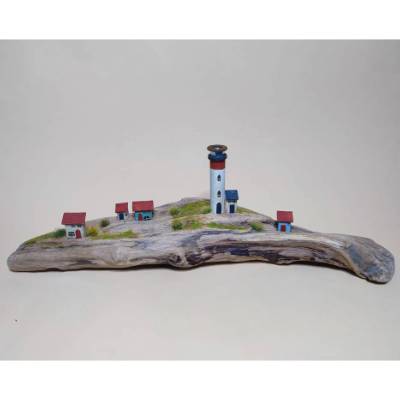 Maritime Deko auf Treibholz mit Leuchtturm, shabby style, maritim, Meer, Ostsee, Diorama, Treibholzkunst