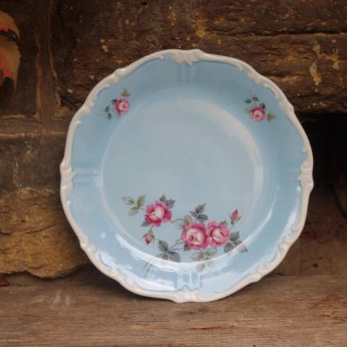 Vintage Zierteller mit Rosendekor / großer Kuchenteller Ø 28,5 cm / A.F. Kahla Porzellan 70er Jahre DDR 