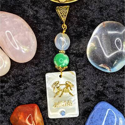Anhänger Sternzeichen ZWILLINGE MAI Geburtsstein CHALCEDON + CHRYSOPRAS Edelstein Muschel Astro Boho Retro Schmuck gf.