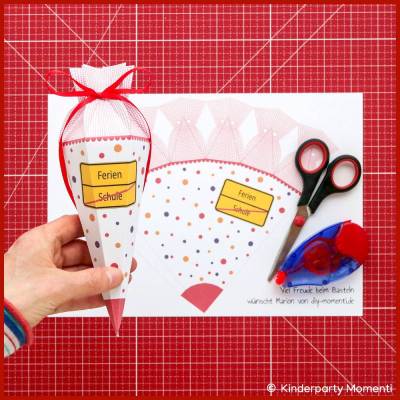 Drei Bastelvorlagen für Schultüten mit individuellem mit Ortsschild-Design