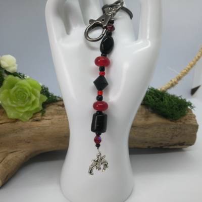 Schlüsselanhanger Vampirella aus Glas Designerperlen in Rot-Schwarz