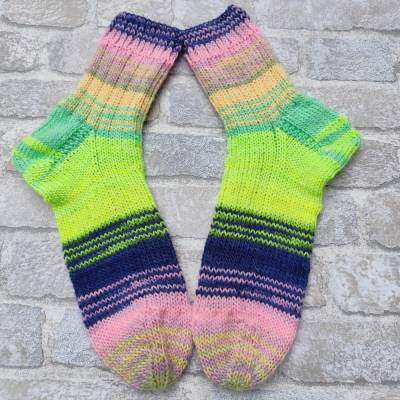 Handgestrickte Socken Größe 40/ 41 Neon Socken Haussocken