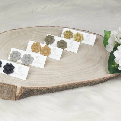 Ohrstecker „Blumen“ (aus hypoallergenem Edelstahl, Nickelfrei) verschiede Farben