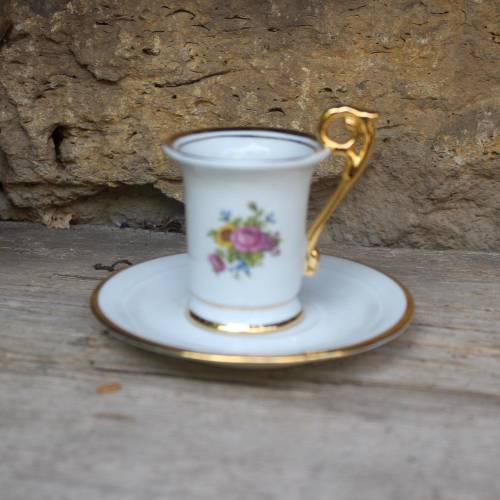Vintage Mokkatasse Rudolf Kämmer Volkstedt Porzellan mit Blumendekor & Goldauflage