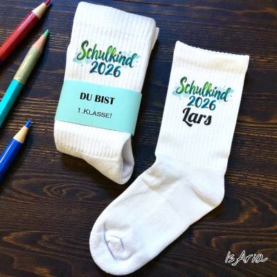 Schulkind 2026 Socken,Tennissocken, Personalisierbar, Strümpfe, Geschenkidee Einschulung
