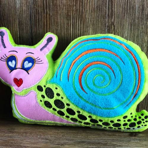 Stickdatei ITH Schnecke MATILDA für 16×26 cm, Maschinenstickerei, ITH Stickmuster mit Tiermotiv