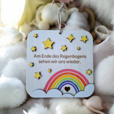 Personalisiertes Holzschild Regenbogen als Erinnerung an Sternenkind – Regenbogenbaby Geschenk mit Gravur