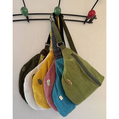 Wertige Bauchtasche, Hüfttasche aus Cord, Breitcord, Crossbody, Innenfach mit RV, 6 Farben