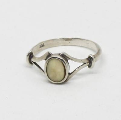Vintage Ring 925 Silber mit ovalem Stein aus Hornknochen Größe 53 - 70er Jahre Silberring